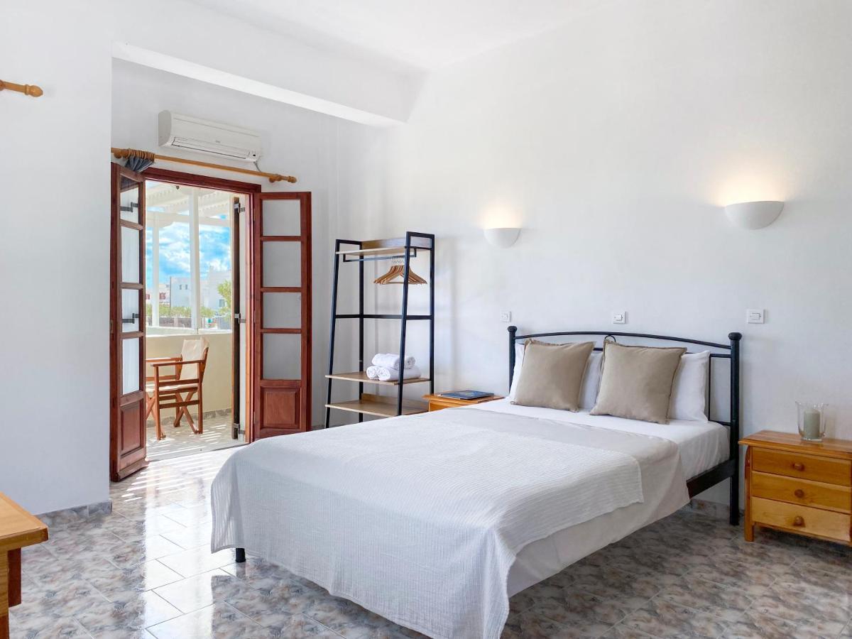 Almyra Villa Perissa  Luaran gambar