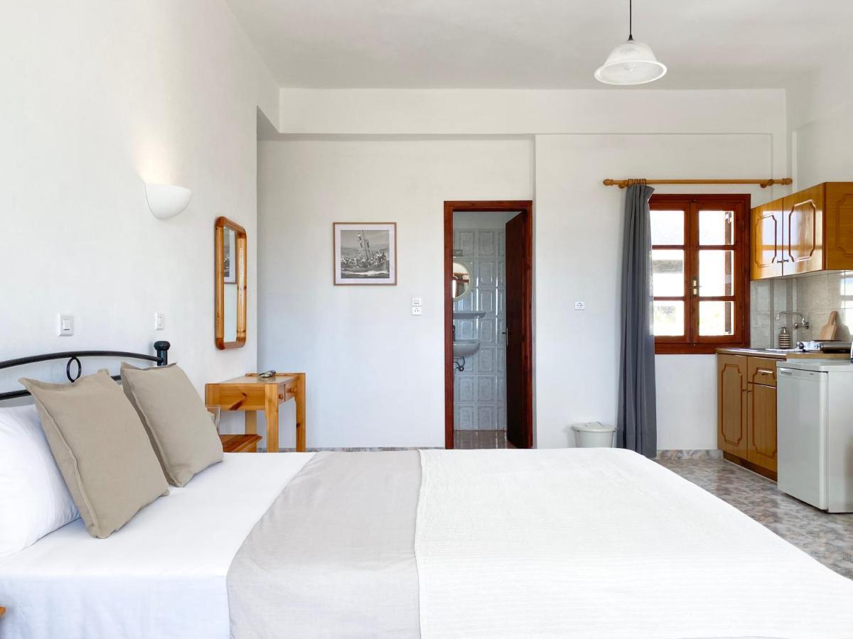 Almyra Villa Perissa  Luaran gambar